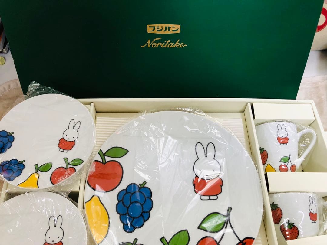 非売品ミッフィーノリタケテーブルウェアセット