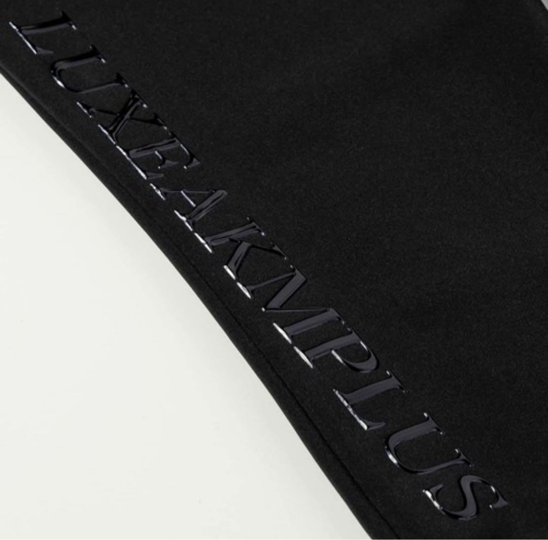 新品【LUXEAKMPLUS】リュクスエイケイエムプラス　防風　サイドロゴパンツ