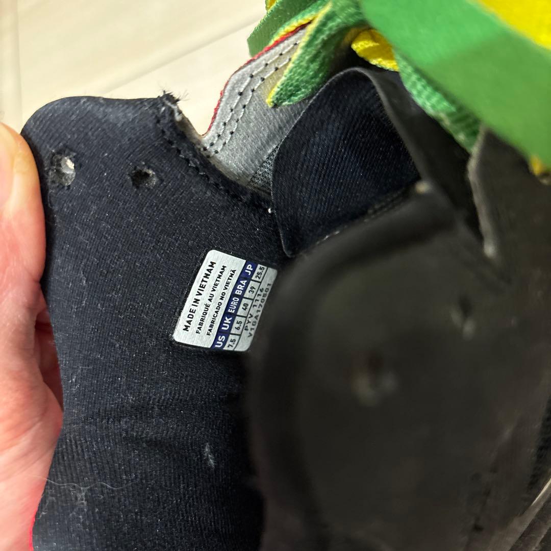 ミズノ Wave Lightning Volleyball Shoe 中古