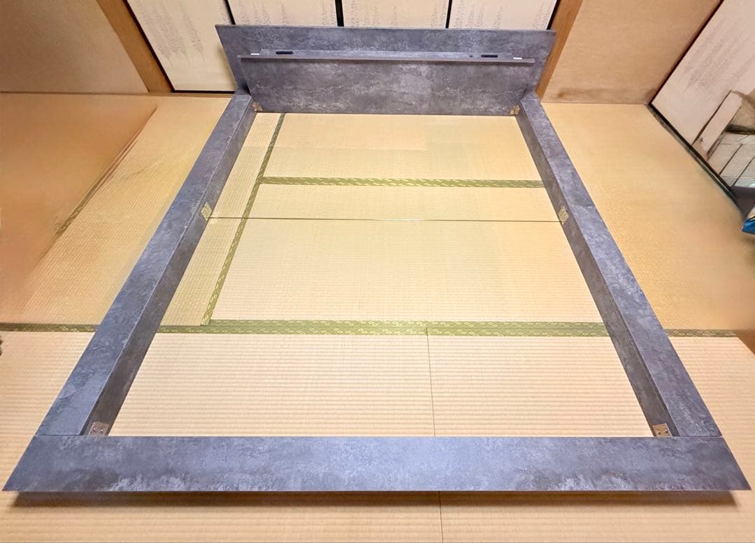 LED照明付き　キングサイズ ベッドフレーム リレア　ストーングレー
