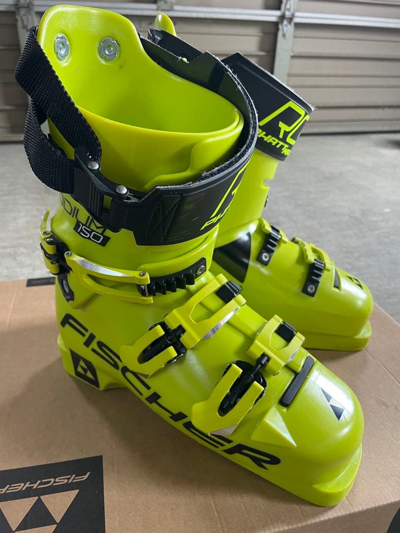 フィッシャー・レーシングブーツ　RC4　PODIUM RD 150 26,5cm