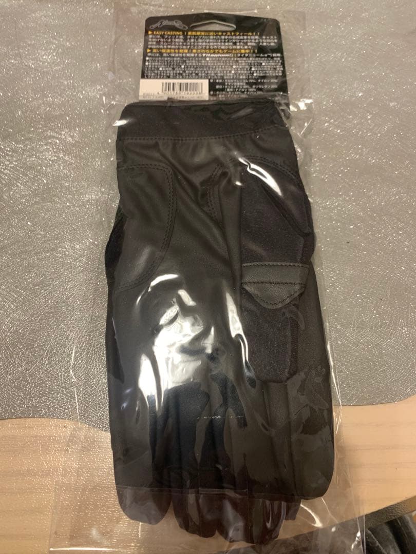 ノリーズ キャスティンググローブ ブラック Lサイズ　新品