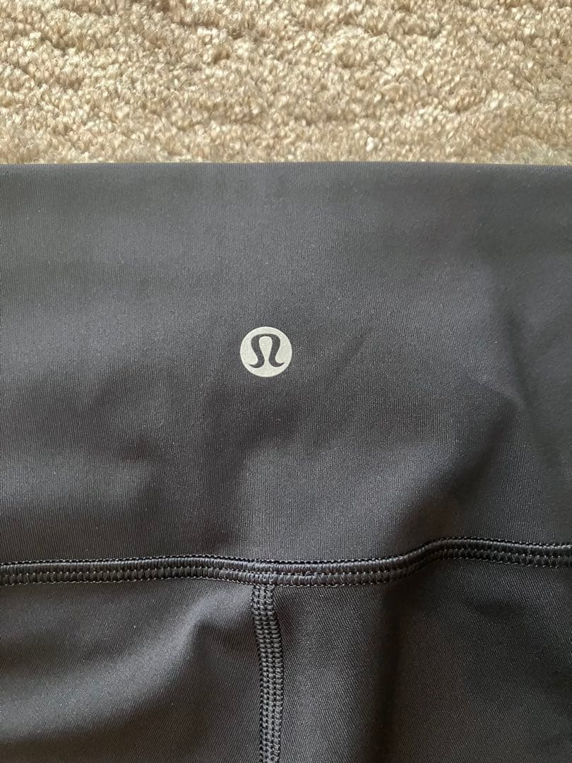 Lululemon wunder under HR サイズXS ブラック