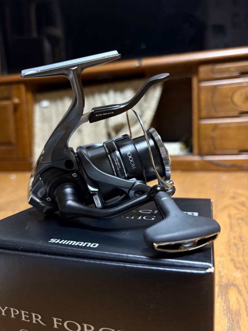 リール SHIMANO HYPER FORCE LB C3000MHG