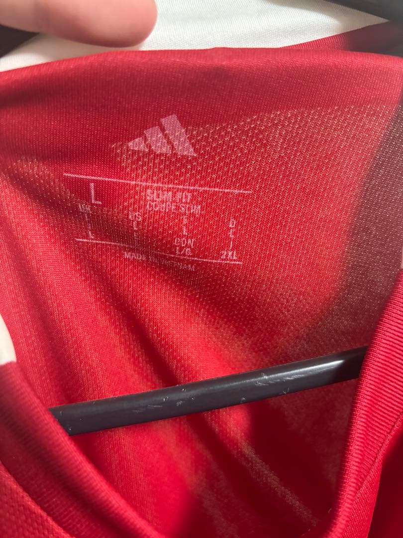 Liverpool FC adidas レッドシャツ Lサイズ