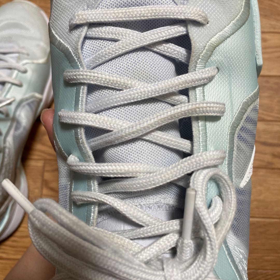 サブリナ2 Nike バスケットボールシューズ