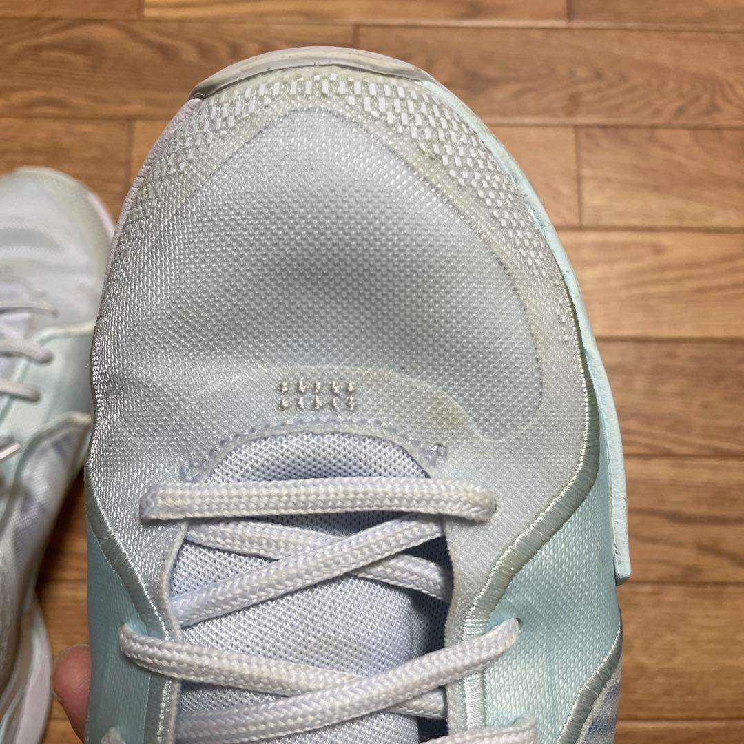 サブリナ2 Nike バスケットボールシューズ