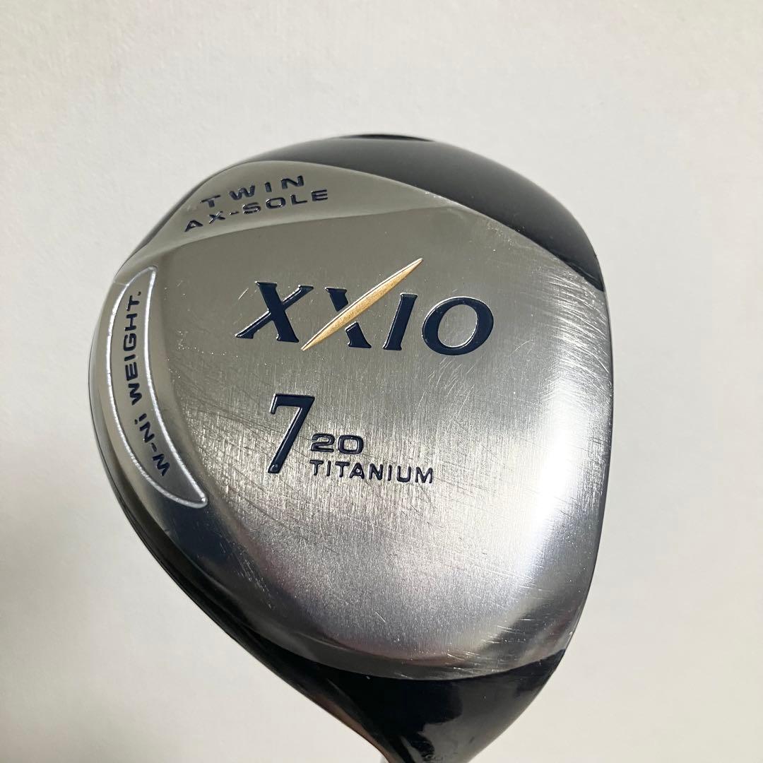 グリップ新品/レディースXXIO TWIN AX-SOLEゼクシオフェアウェイ