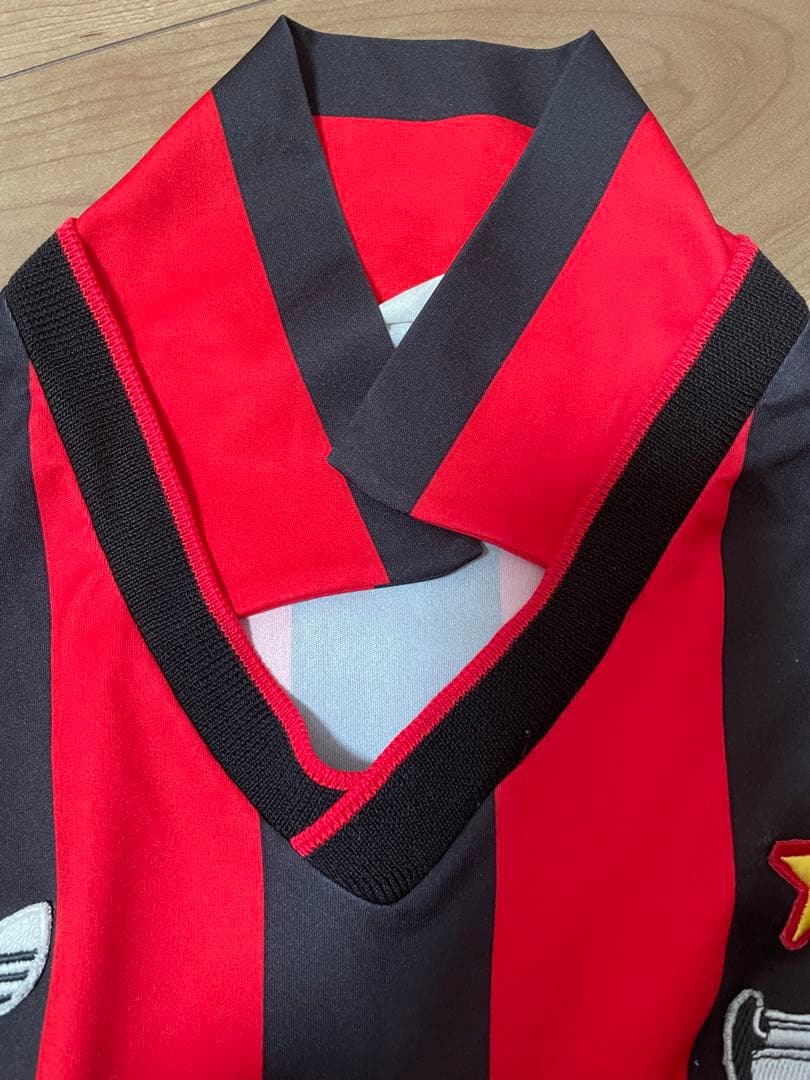 ACミラン　adidas MEDIOLANUM シャツ 赤黒 ストライプ