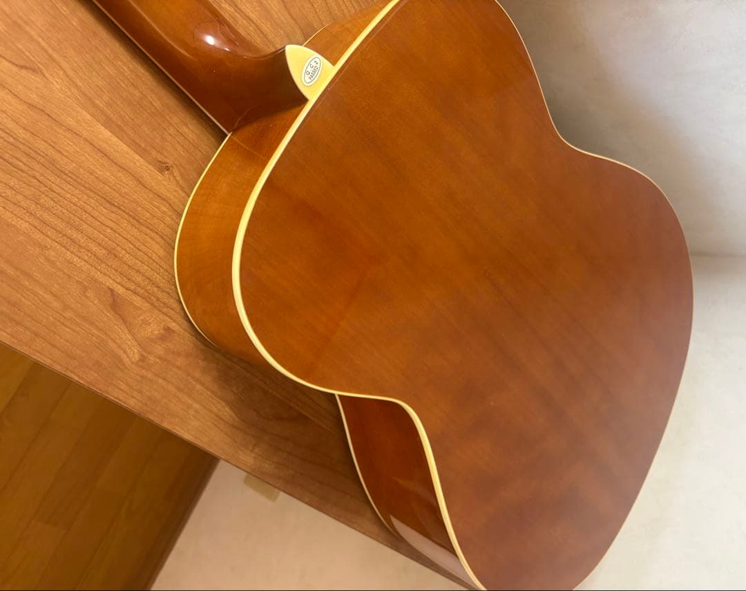 HONEY BEE アコースティックギター