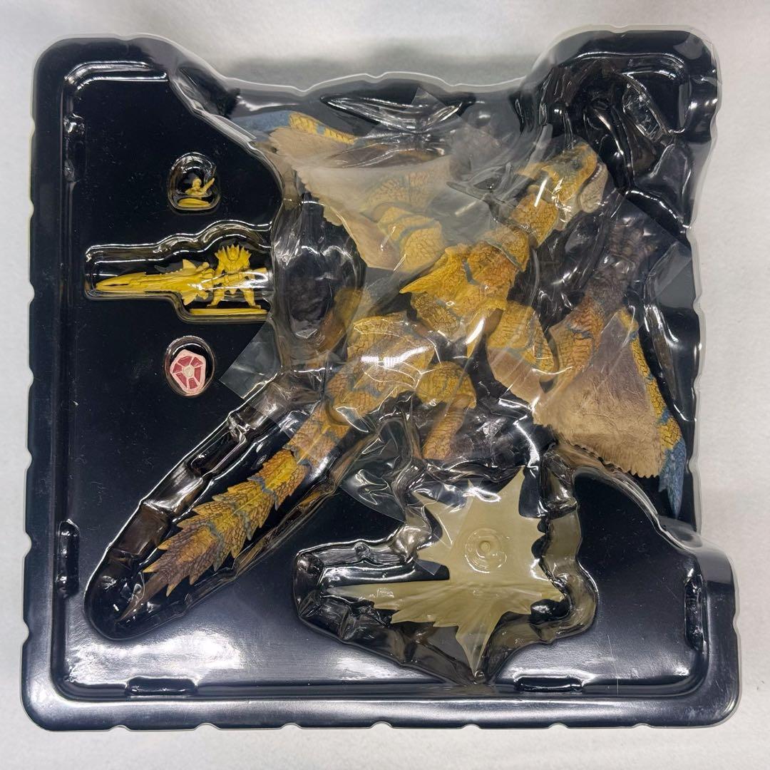 モンスターハンター　モンハン　ヴァルカンログ　 リボルテック　ティガレックス