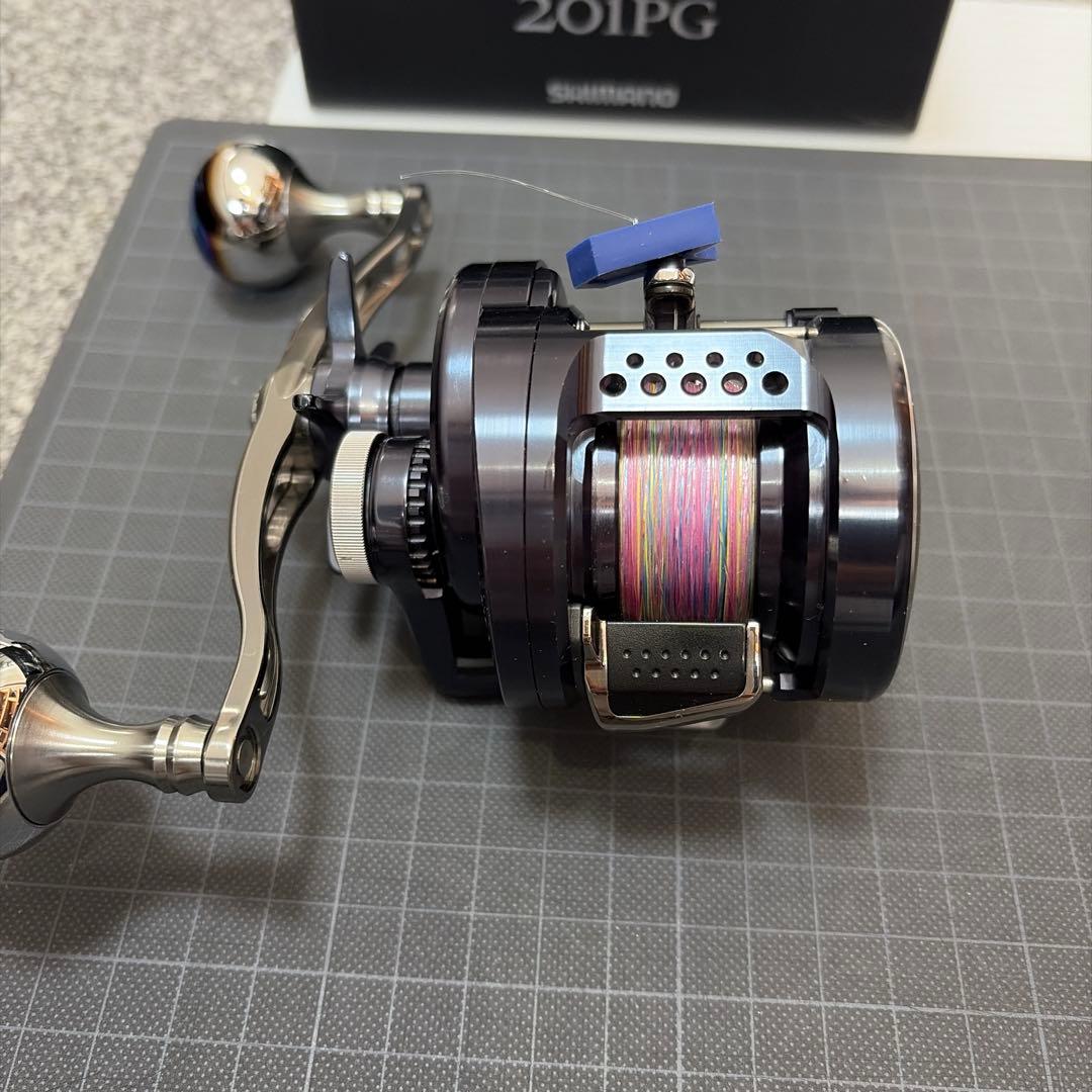 オシアコンクエストリミテッド 201pg ハイテン130ハンドルpe1号300ｍ