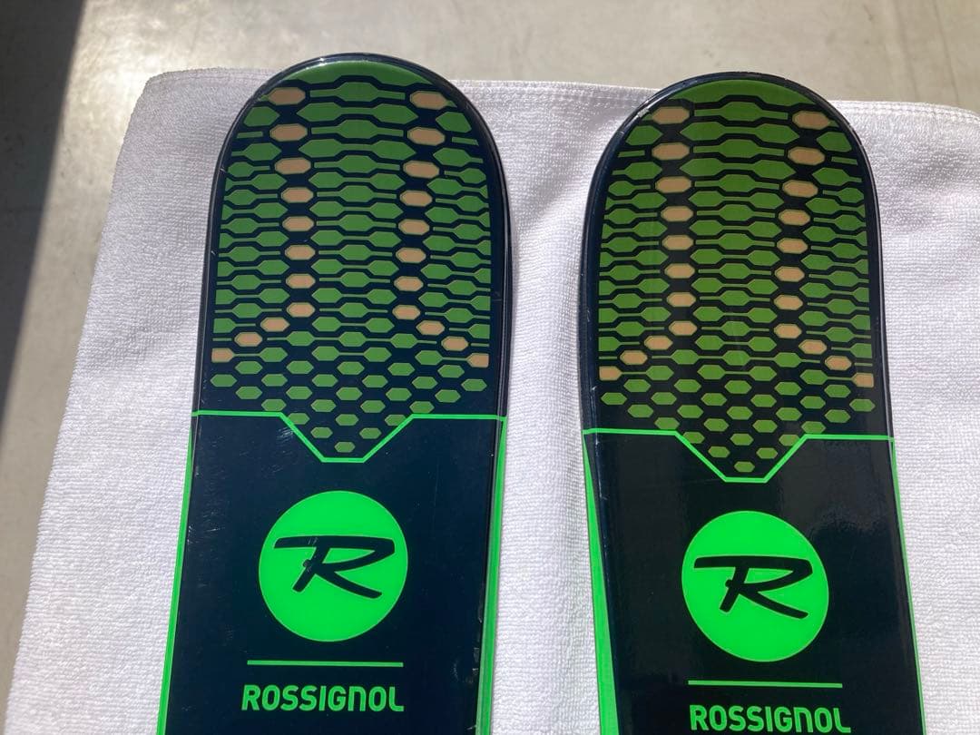 【美品】ショートスキー (ファン)ROSSIGNOL 開放ビィンディングセット