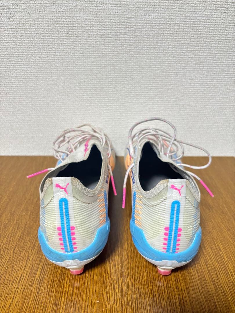 プーマ ウルトラ 5 アルティメット VOL UP FG(ホワイト)