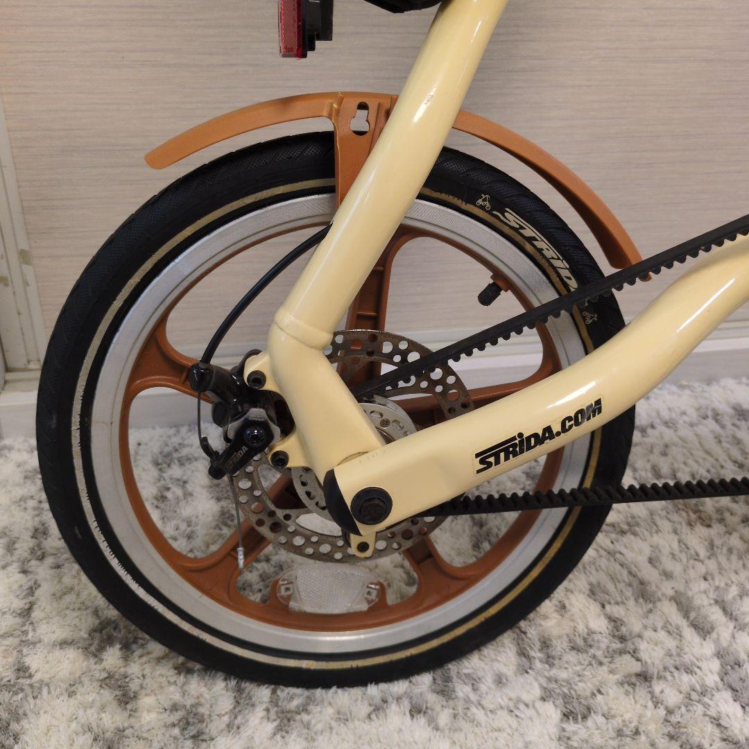 折りたたみ自転車 クリーム色 アルミ製