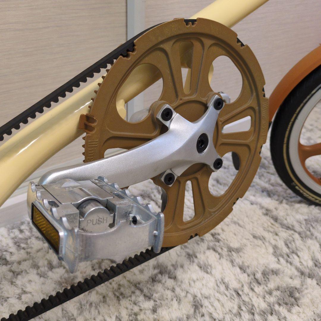 折りたたみ自転車 クリーム色 アルミ製