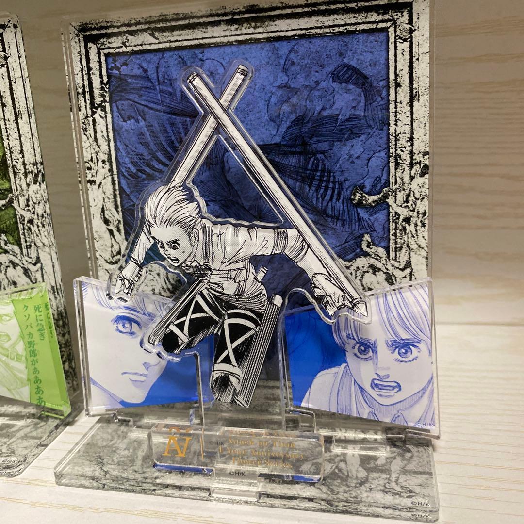 進撃の巨人　ジオラマアクリルスタンド　アニーク　ミカサ　ジャン　リヴァイ売り切れ