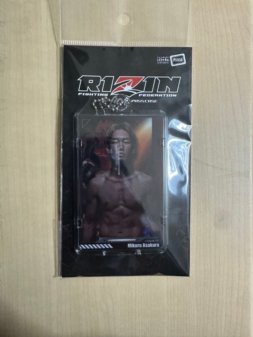 ハピクロ！】RIZIN　PIICA＋クリアパスケース　朝倉未来