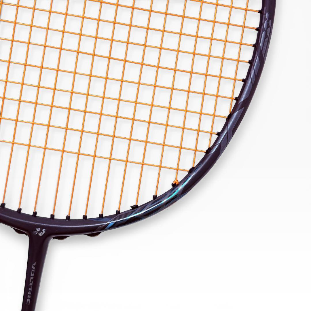 YONEX ボルトリック Z-FORCE II 4UG5 バドミントンラケット