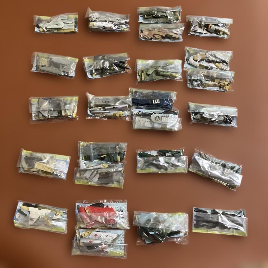 チョコエッグ　戦闘機第3段　全19種　彩色違い、シークレット含む全25機