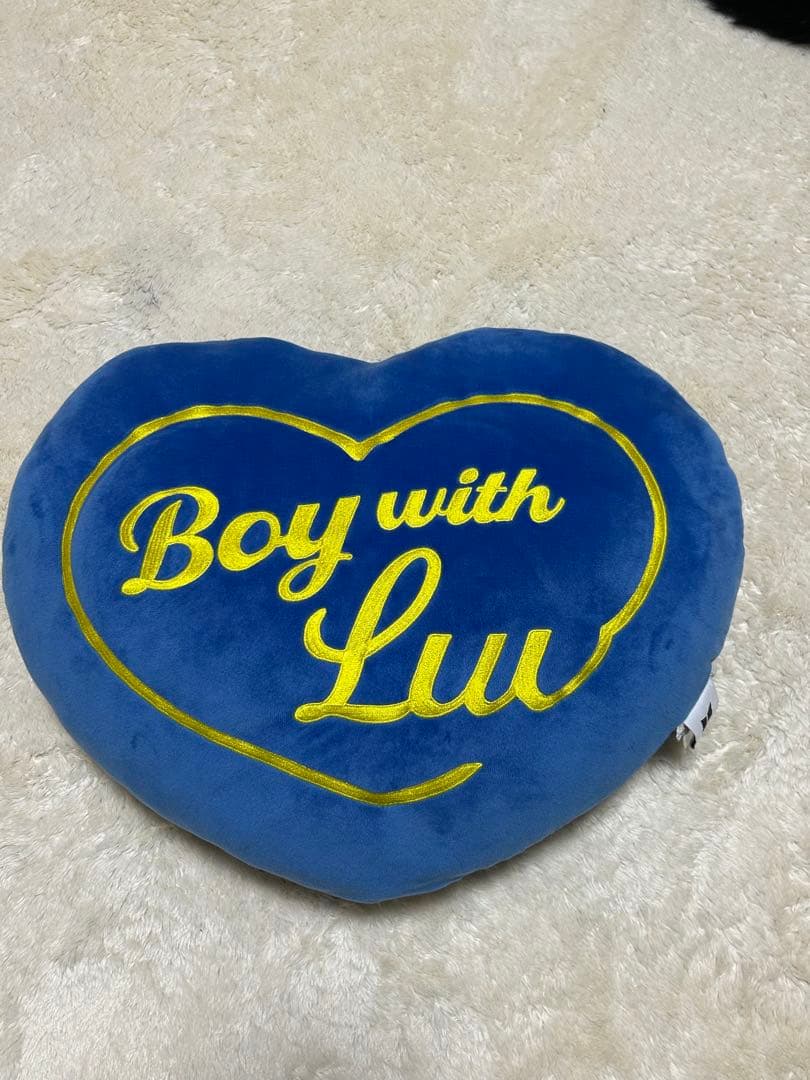 BTS FC限定ブランケット＆Boy with Loveクッション