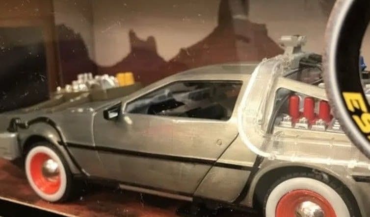 新品デロリアン タイムマシン ミニチュアモデル 値段交渉あり