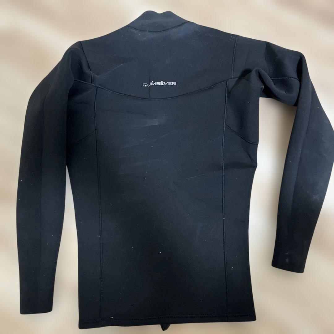 Quiksilver 黒 長袖 タッパー