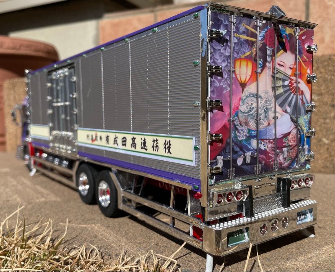 ☆★日野 プロフィア えさ屋 デコトラ プラモデル ヘビーフレイト完成品★☆