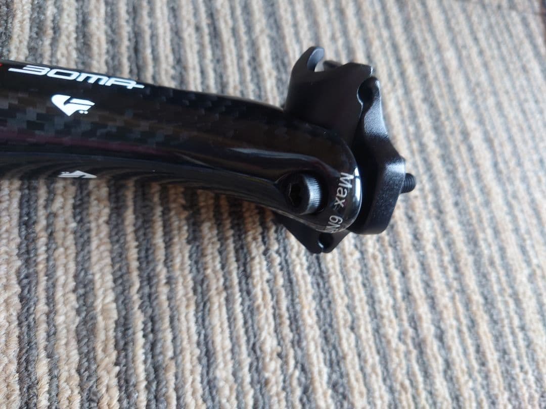 BOMA　カーボンシートポスト　SP-07A　美品
