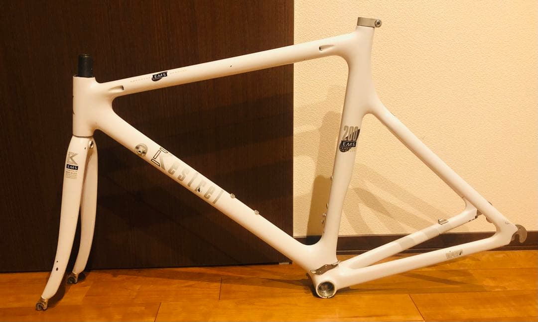 Kestrel ケルトレル200 EMS カーボンフレーム