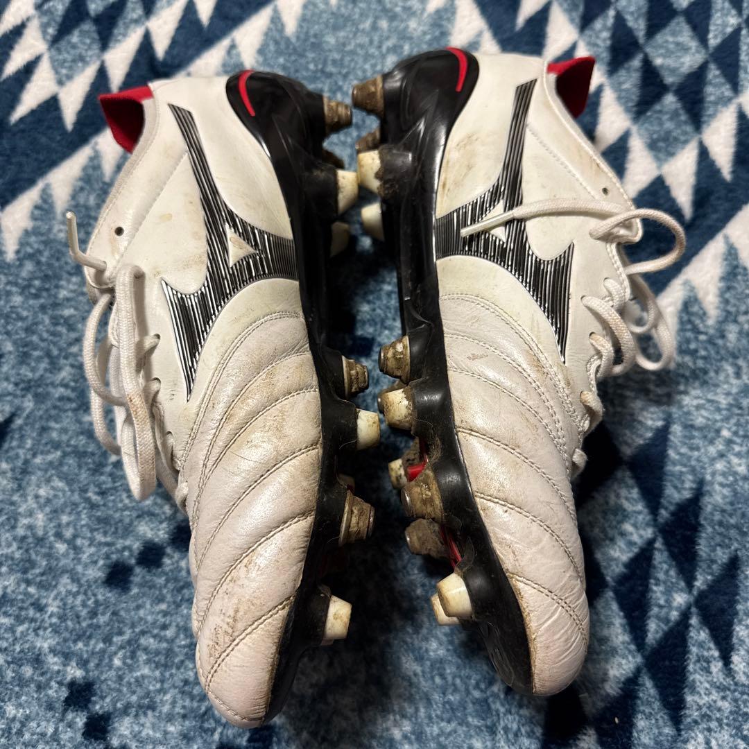 Mizuno Neo ホワイト/レッド スパイクシューズ