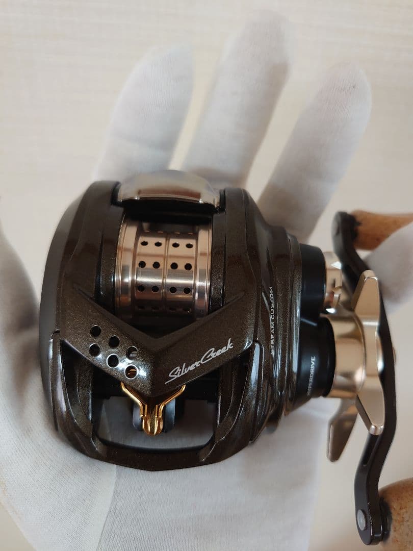 リール Daiwa AIR TW STREAM CUSTOM 8.5L