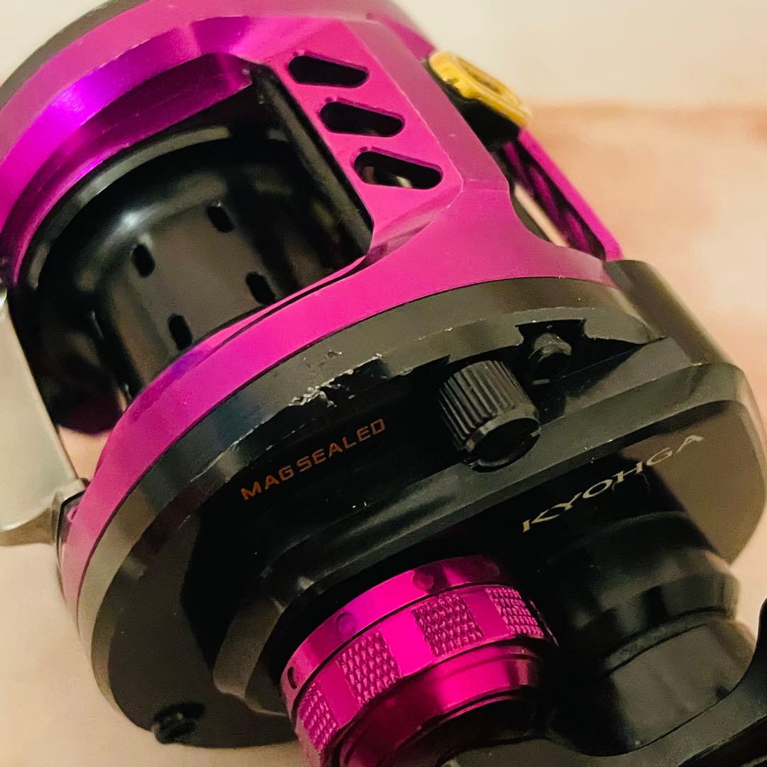 ダイワ 鏡牙 100SH グローブライド KYOHGAタチウオテンヤ 両軸リール