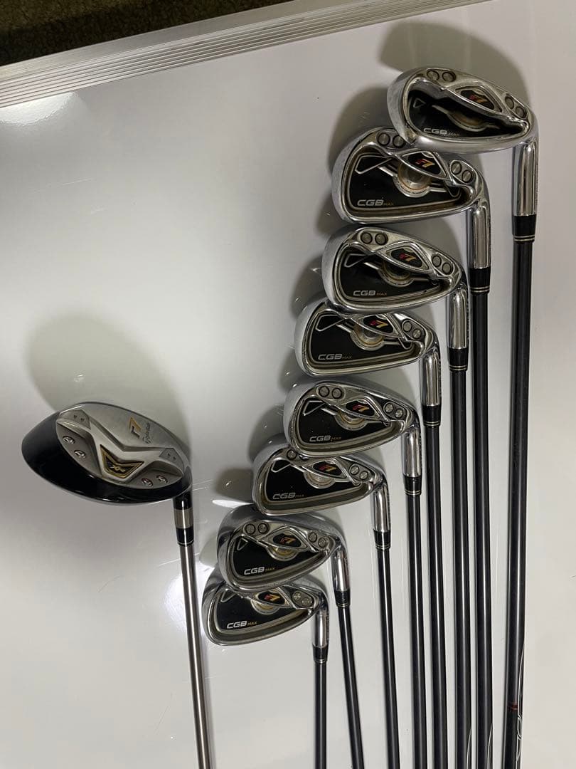 TaylorMade（テーラーメイド）のアイアンセット「r7 CGB MAX」