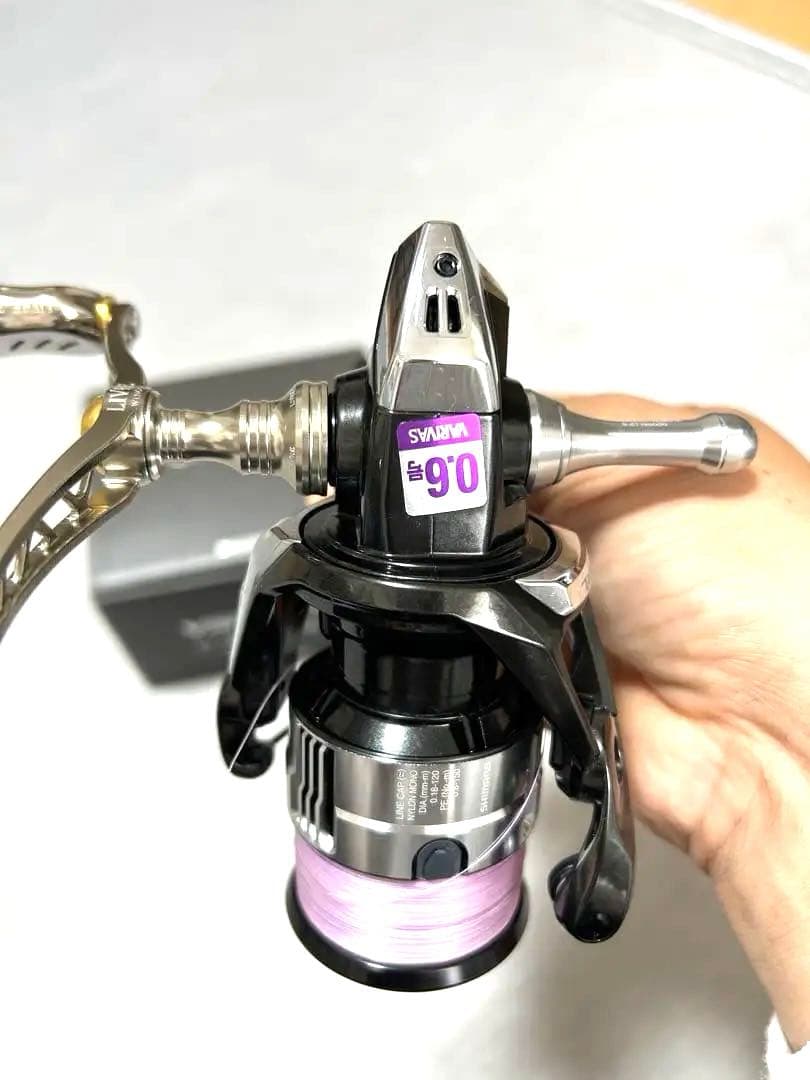 SHIMANO Vanquish C3000SDH リブレスピニングリール