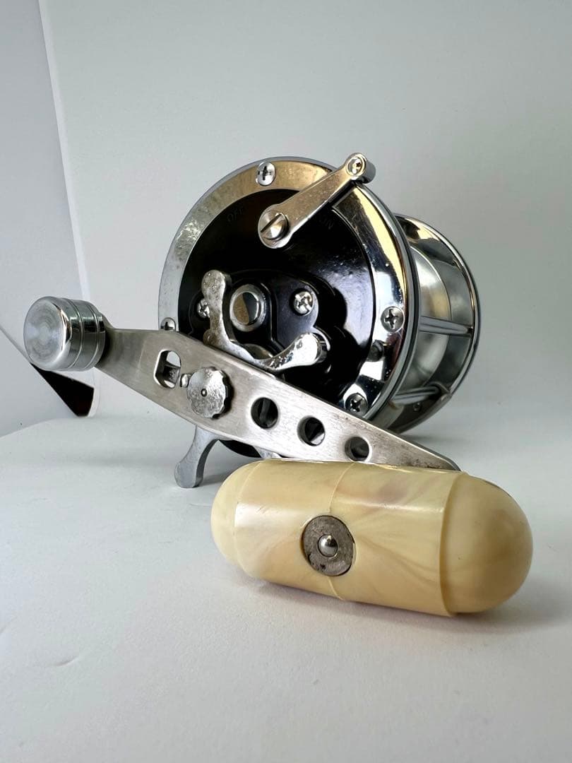 DAIWA sealine 4/0 ダイワ シーライン 両軸