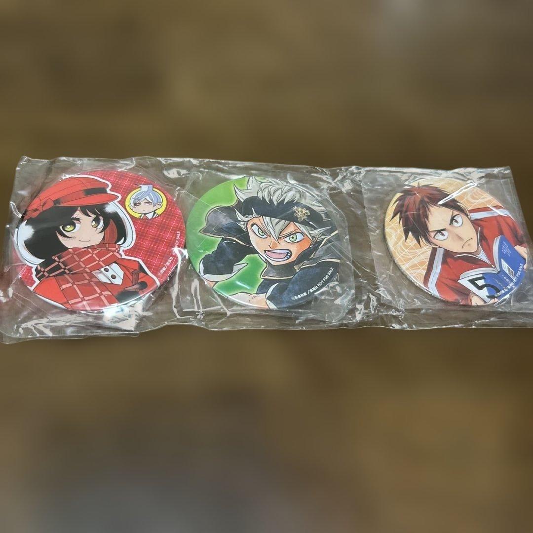 ジャンプ当選品　ブラッククローバー、左門くんはサモナー、ものの歩　缶バッチ