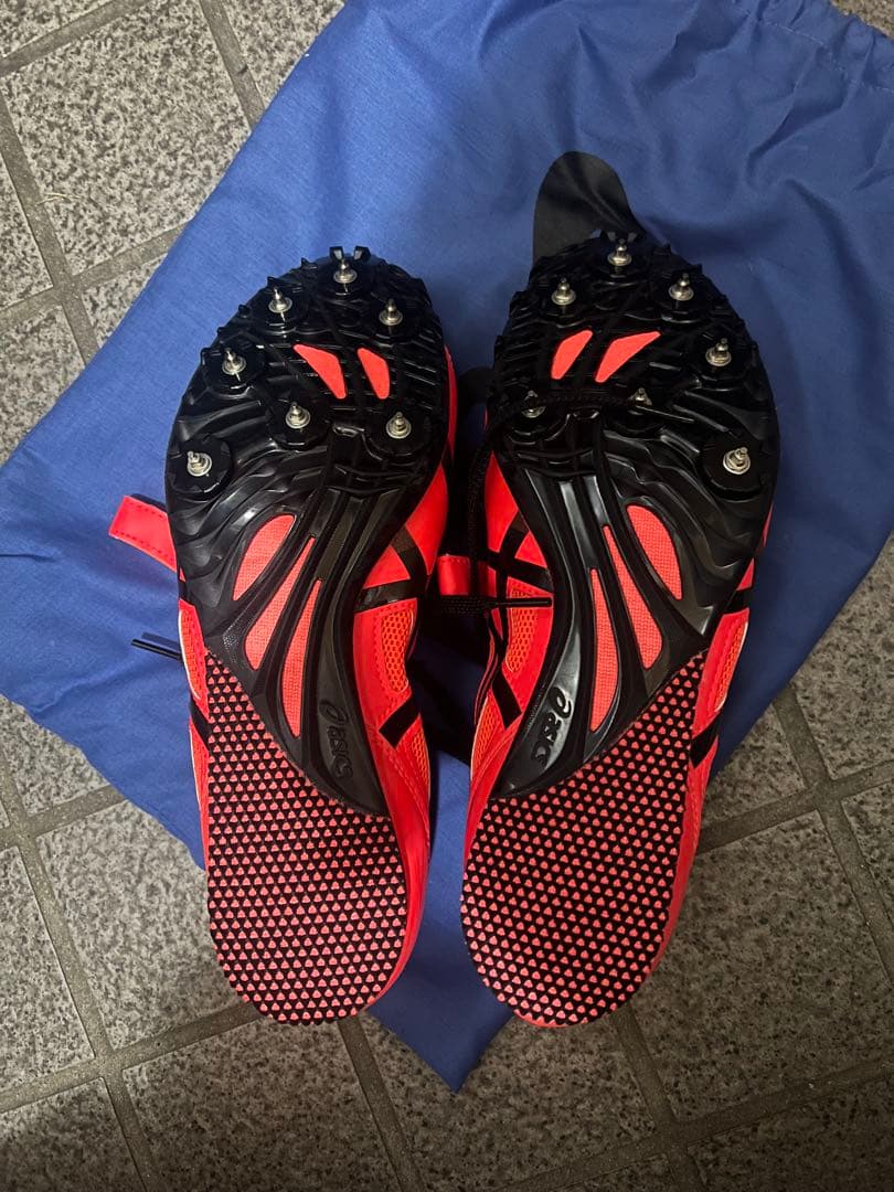 asics 陸上競技用スパイクシューズ オレンジ