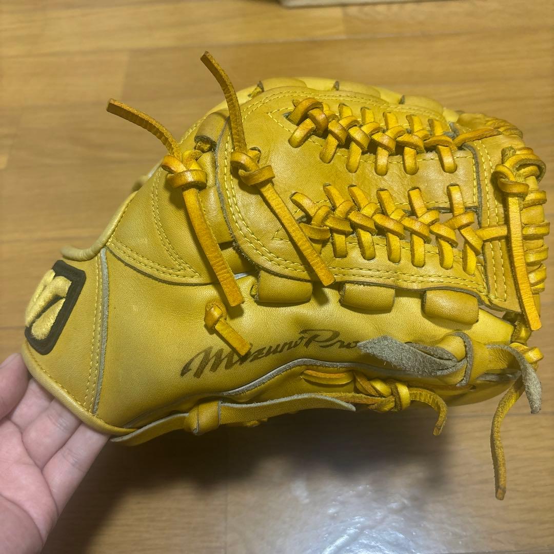Mizuno Pro 軟式グローブ イエロー