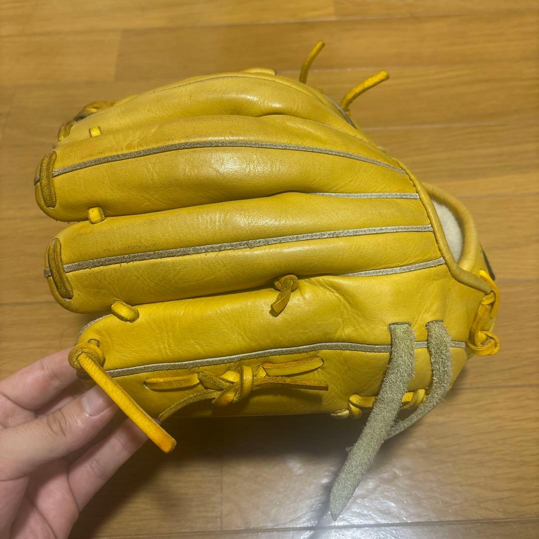 Mizuno Pro 軟式グローブ イエロー