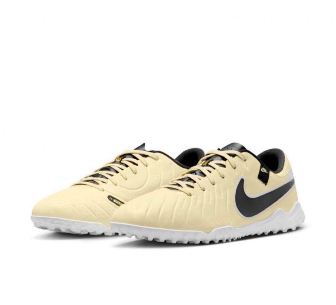 NIKE レジェンド10アカデミーTF サッカー　トレシュー　白　28cm 新品