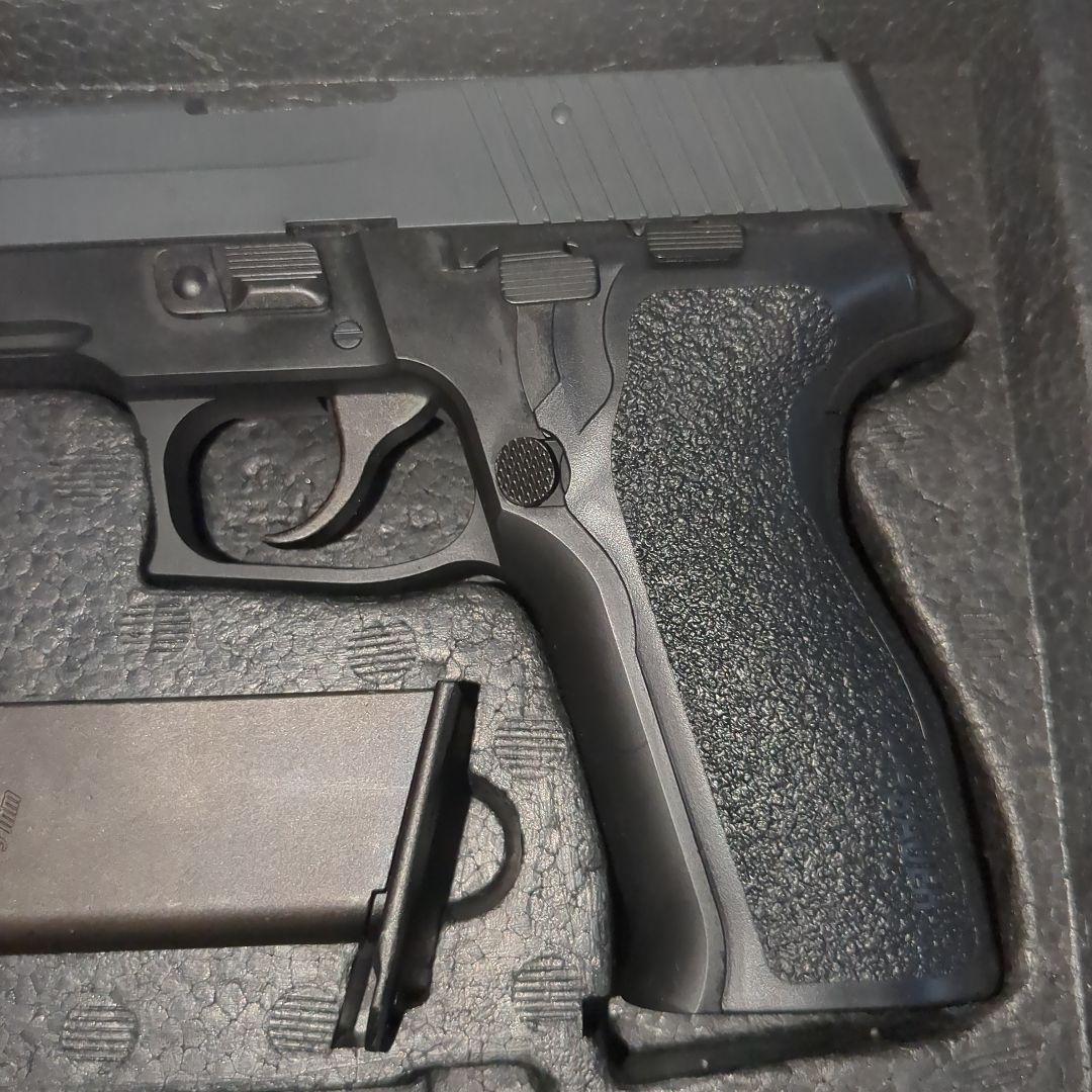 東京マルイ　SIG P226 E2 ガスブローバック ガスガン GBB