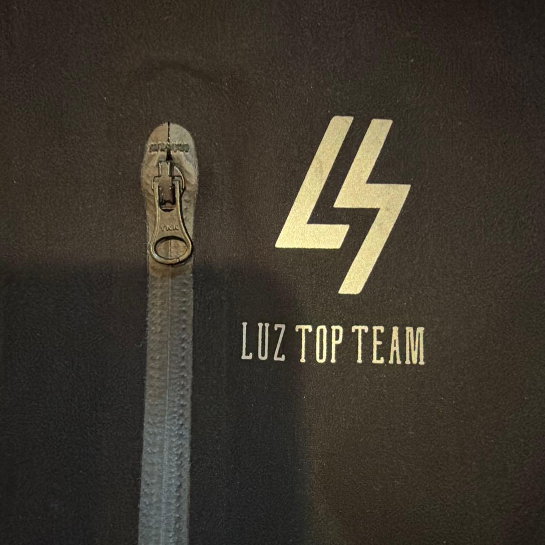 LUZ TOP TEAM フード付きウィンドブレーカー ブラック
