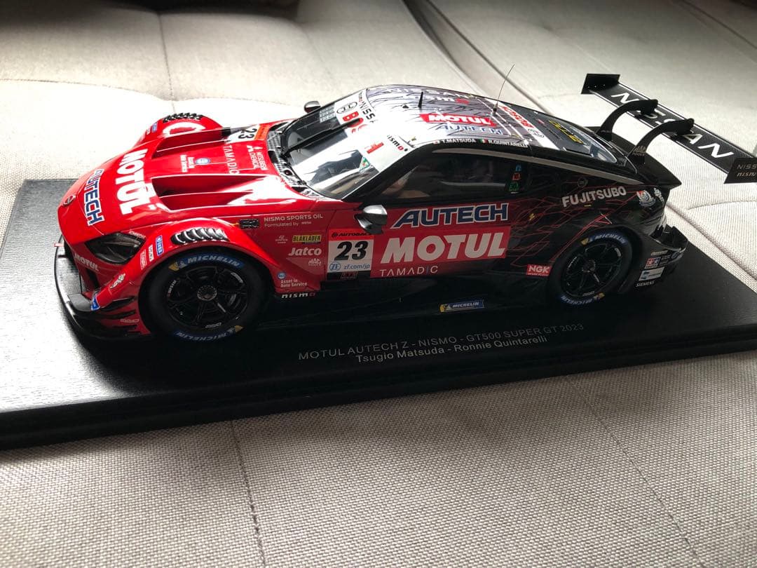 1/18 spark スーパーGT モチュールZ