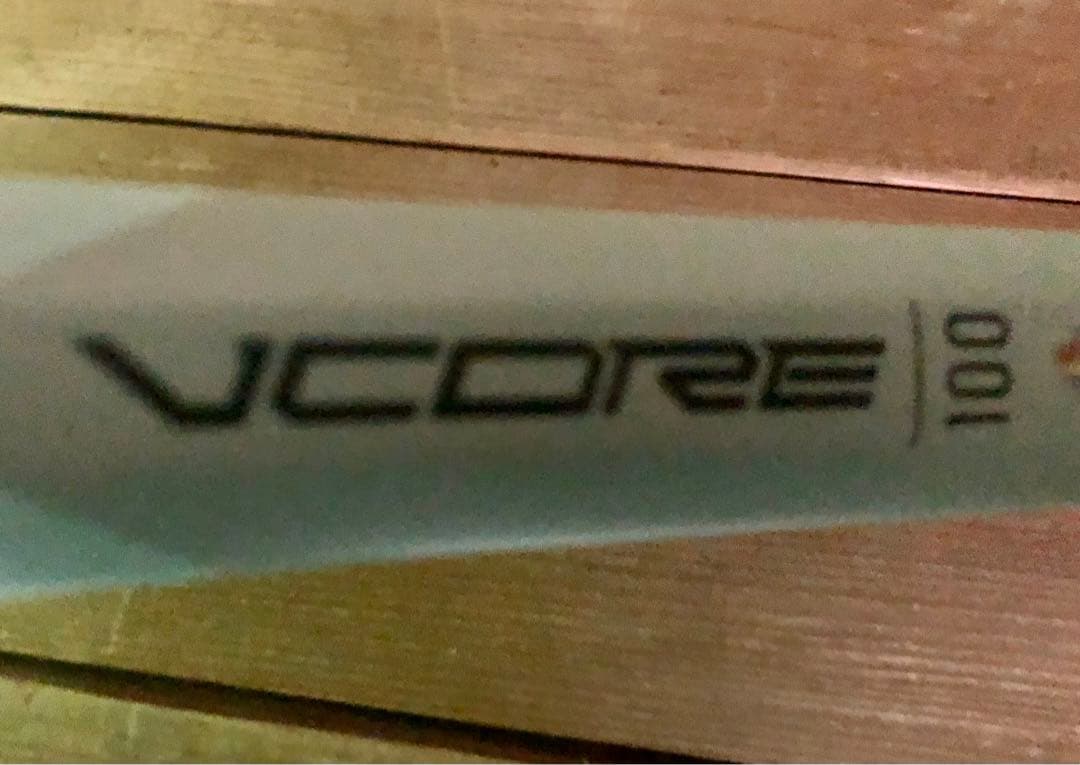 じ*む様 新品 YONEX VCORE 100 G2 ＋ TGRSP130黒