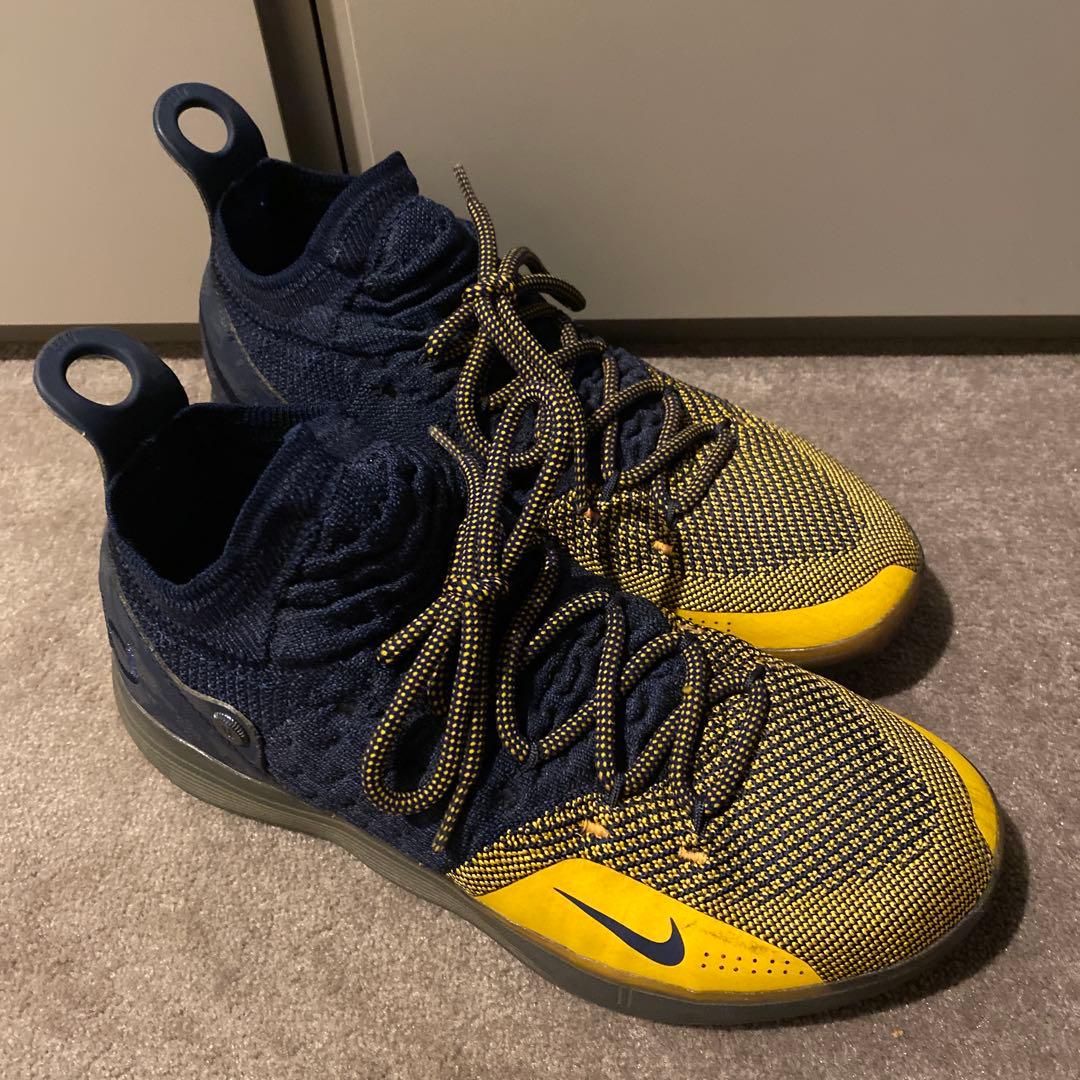 ナイキ　バッシュ KD 11 XI ケビン デュラント Navy イエロー