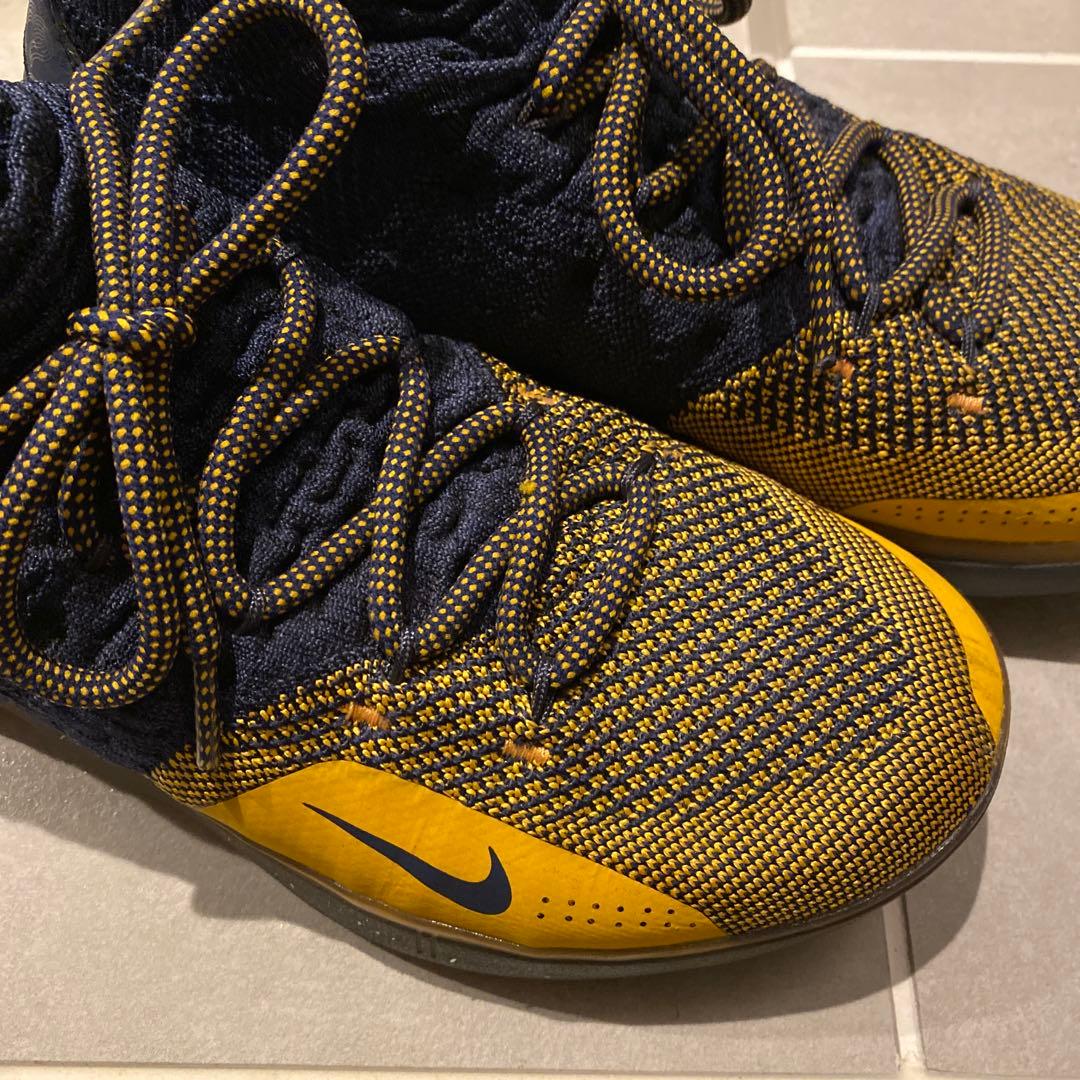 ナイキ　バッシュ KD 11 XI ケビン デュラント Navy イエロー