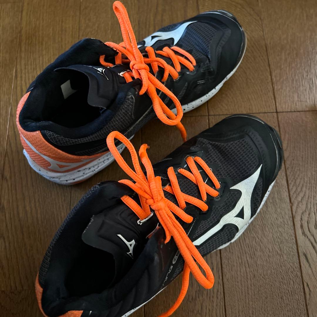 Mizuno バレーボールシューズ ブラック/オレンジ 23.5cm