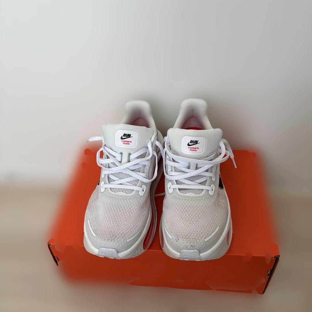 ツナ　NIKE ボメロプレミアム　25.5