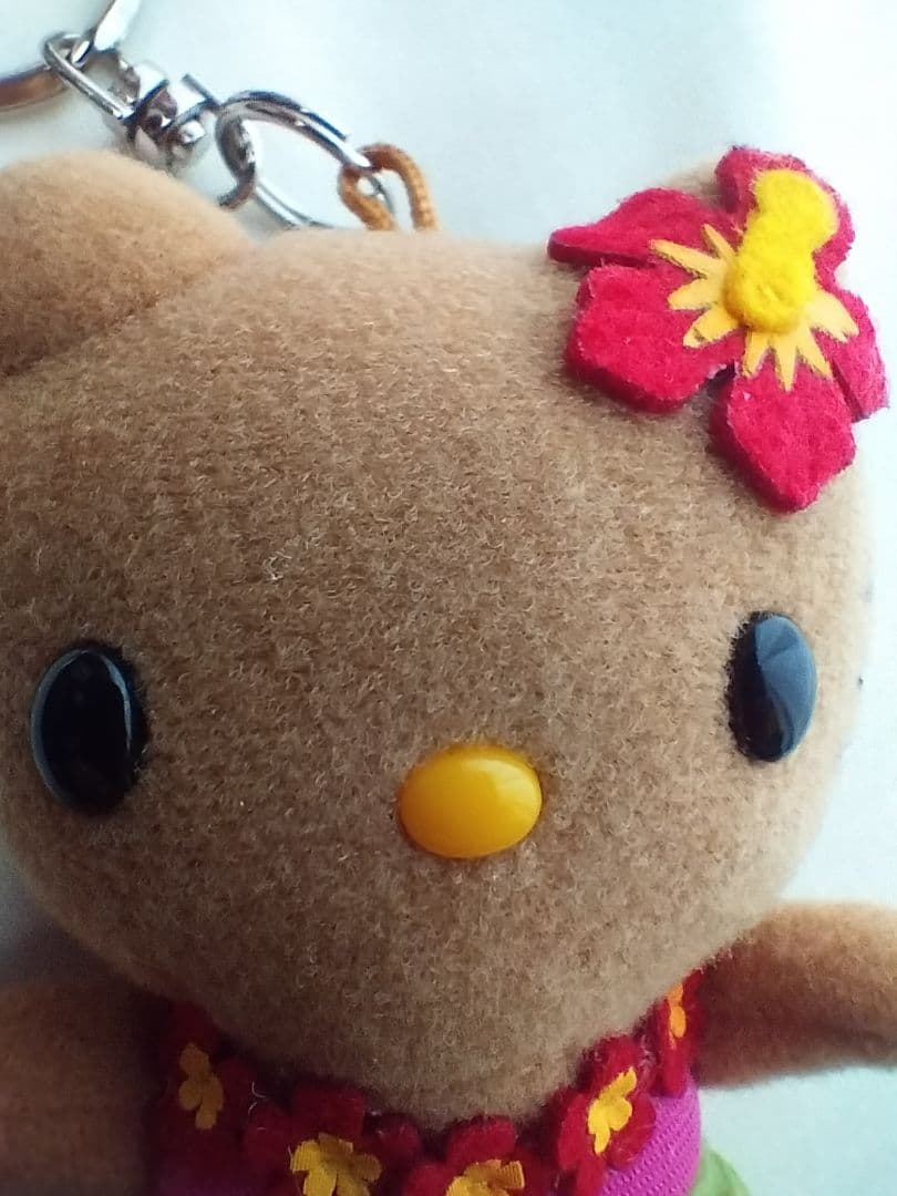 ハワイ限定　日焼けハローキティ ぬいぐるみキーホルダー　ガングロキティ